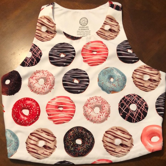 Muscles & Donuts Size Large workout top - Picture 1 of 7